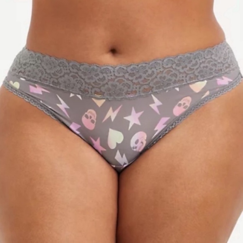 LAST ONE Torrid Size 1 Grey Skulls Second Skin Satin Thong NWT